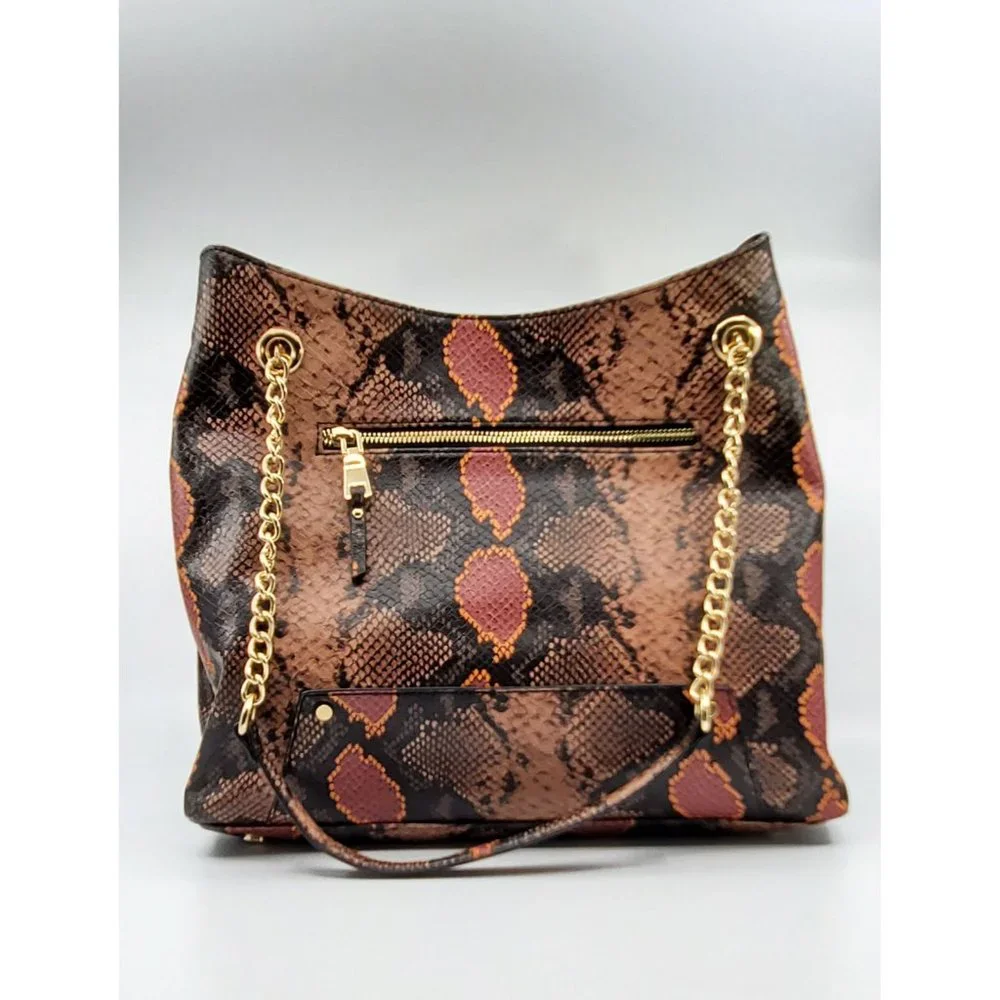 Pre-owned Inc Red Snake Skin Trippii Chain Tote $99.50 - Picture 1 of 4